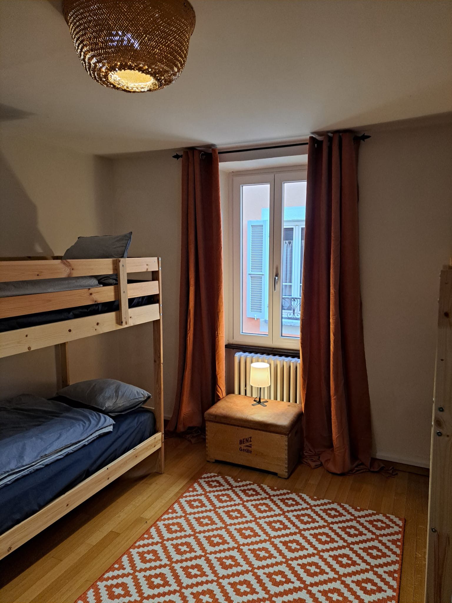 Girls Wakesurf Camp Wohnung Caslano